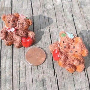 Miniature bear figurines